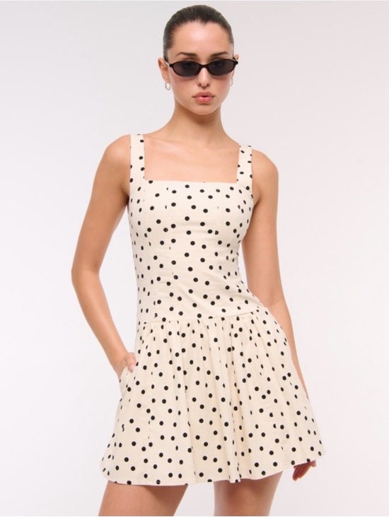 Abercrombie & Fitch Dresses & Skirts - Abercrombie & Fitch Cream Mini Dress with Black Polka Dots